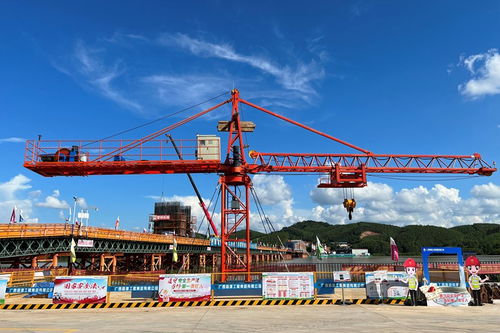 廣西路建集團14項成果在全國公路微創(chuàng)新大賽斬獲殊榮，塔機租賃服務助力基建創(chuàng)新